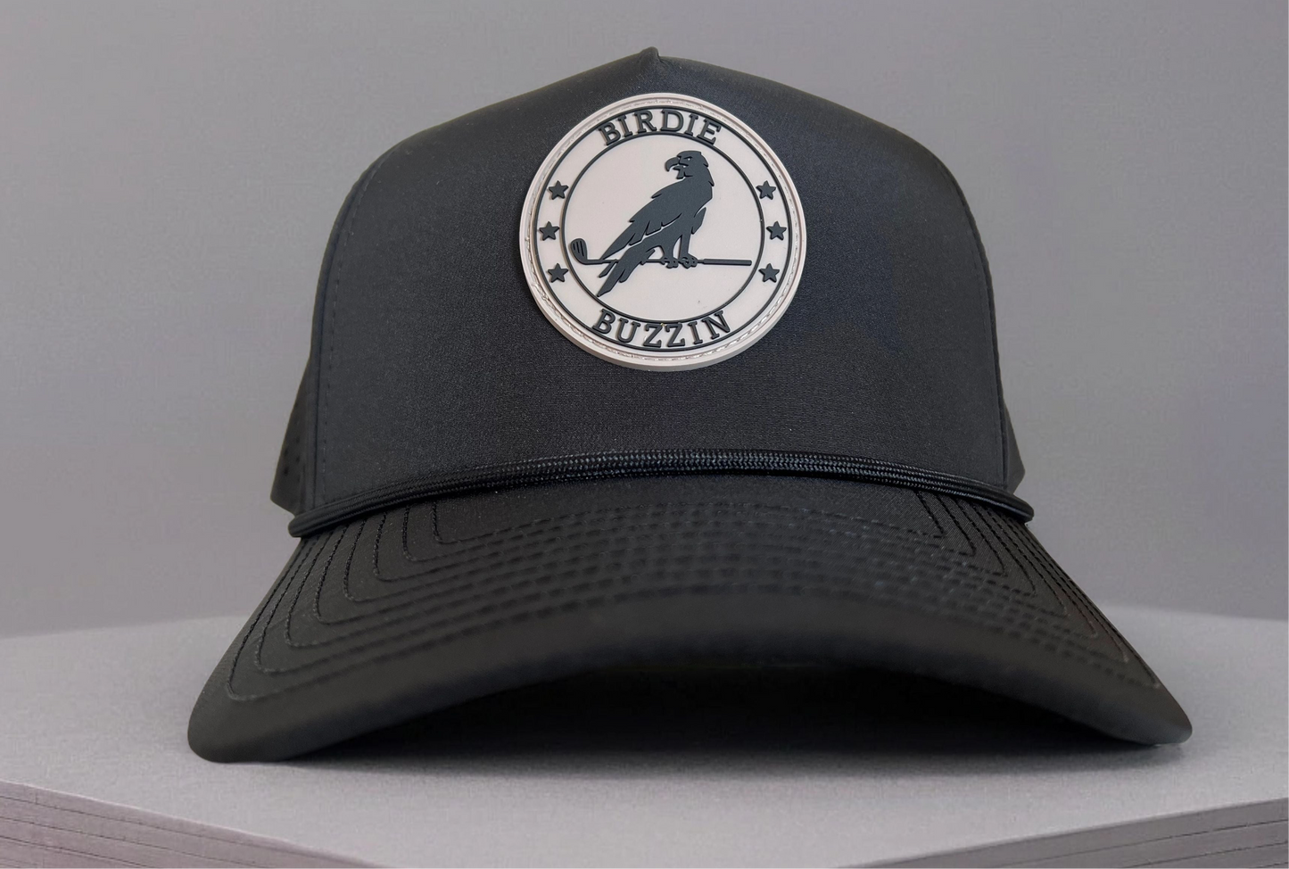 "THE CALI" • 5 PANEL-ROPE • SNAPBACK • BLACK